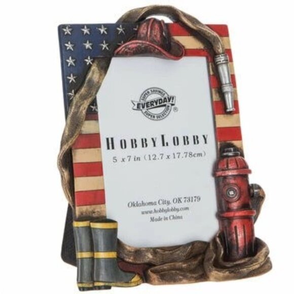 Very Striking Firefighter Picture Frame - Retired Hobby Lobby Frame - Picture 4 of 4